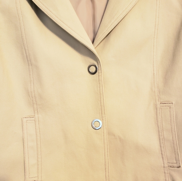 Liz Claiborne Taupe Two Button Snap Jacket - Picture 3 of 8